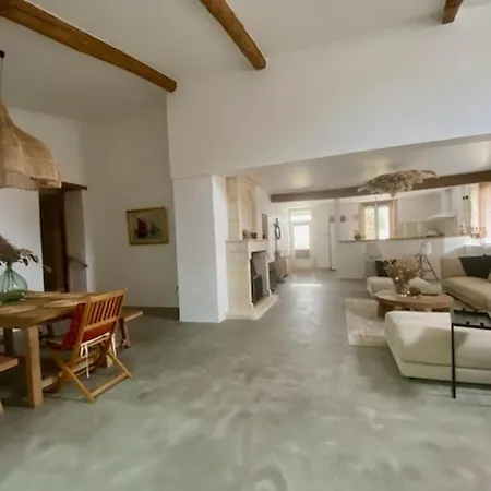 Maison Charentaise Renovee, 5min Plages, 10 Pers, Wi-fi, Bbq, Parking, Linge Inclus - Fr-1-71-103 Royan